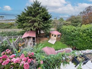 Photo 32- click for photo gallery